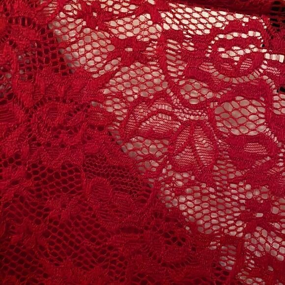 Torrid Red Lace long sleeved blouse❤️ - Picture 7 of 8